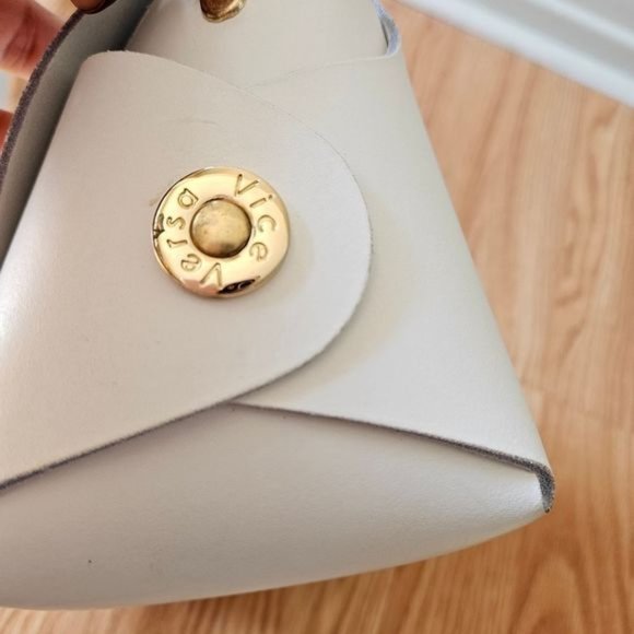 Vice Versa Vegan Leather Crossbody Mini Bag White. - Picture 9 of 11